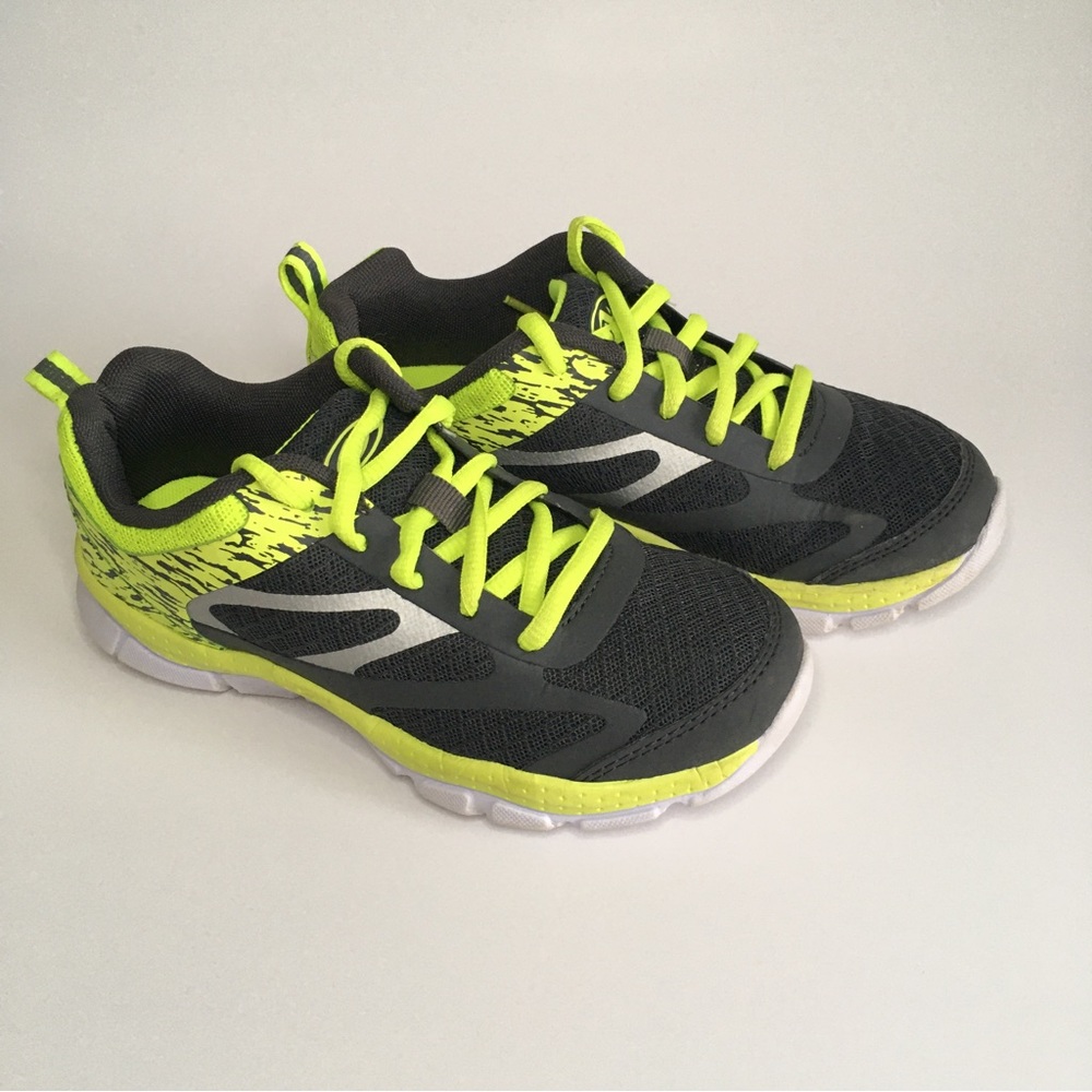 Athletic works boys running shoes US size 1 Gray and yellow